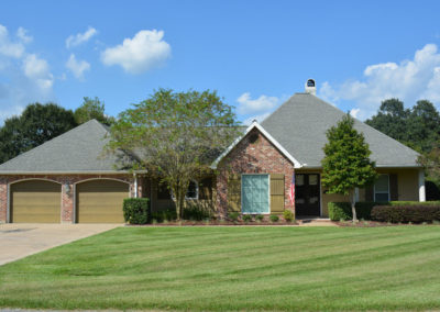 2409 Alcide Circle in Abbeville
