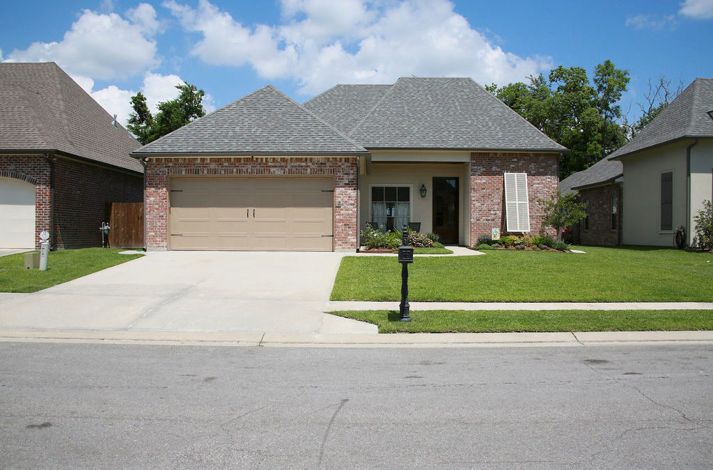 126 Beauchamp Ln., Lafayette