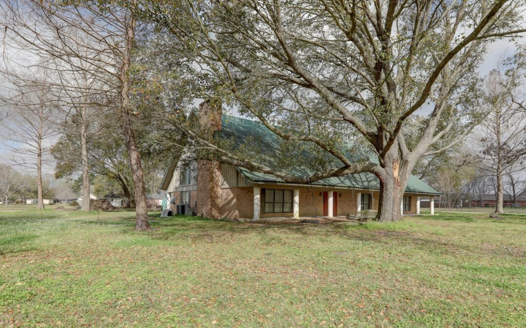 115 Hummingbird Ln., Sunset