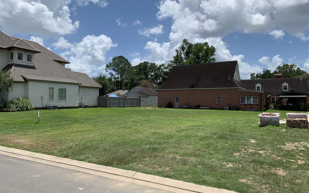 121 Avallach Dr., Lafayette