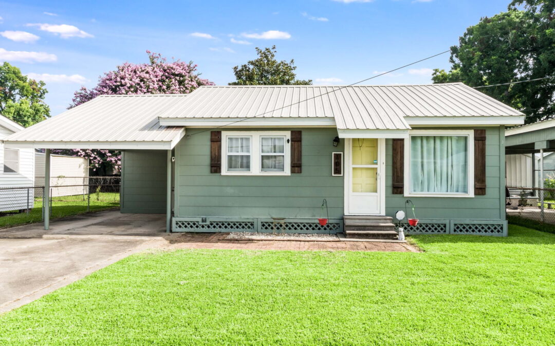 105 Hector St., Lafayette