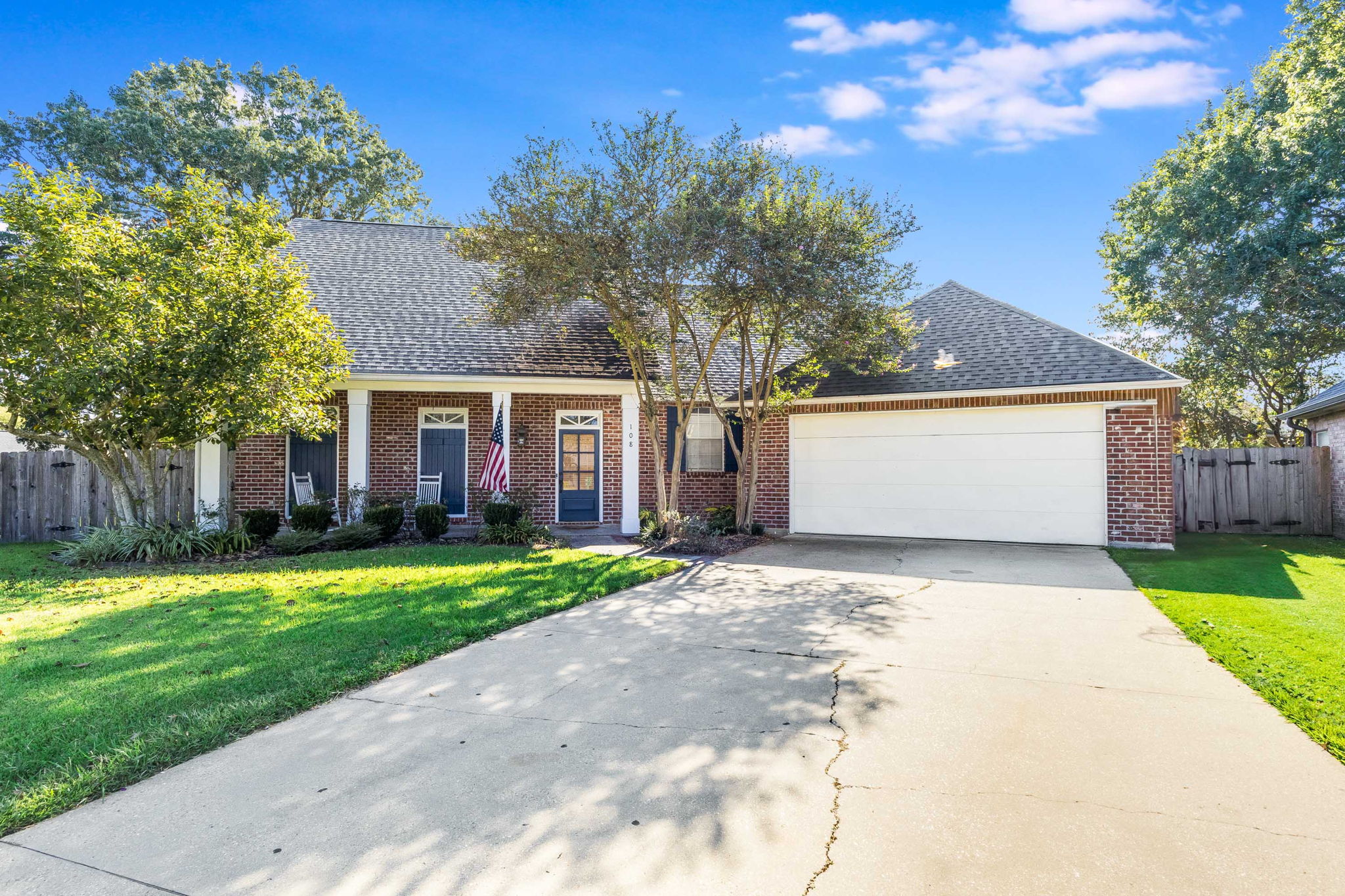 1-web-or-mls-108 Britain Cir-24