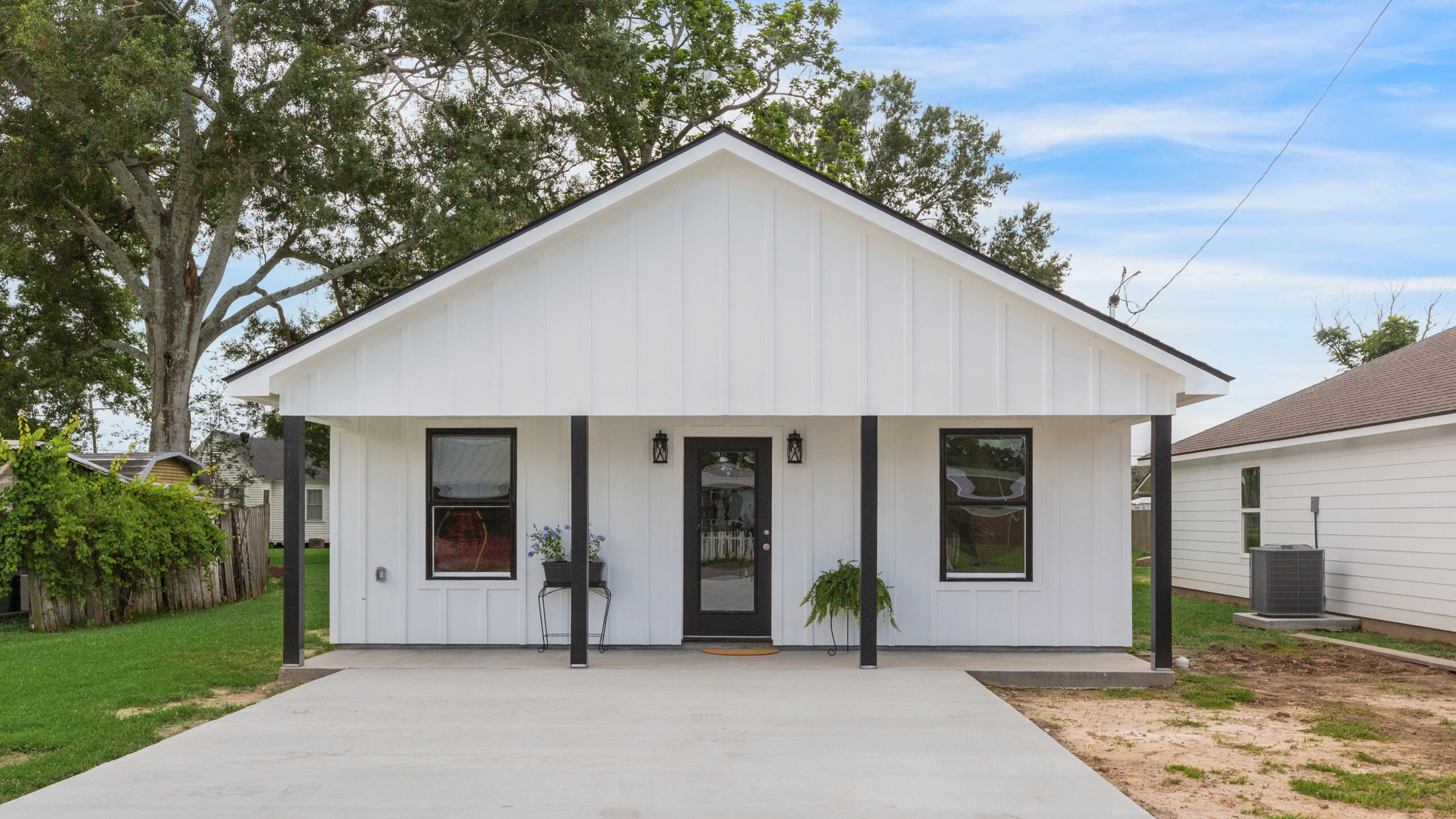 206 2nd St Duson-1