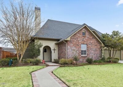 404 Tapestry Cr., Lafayette